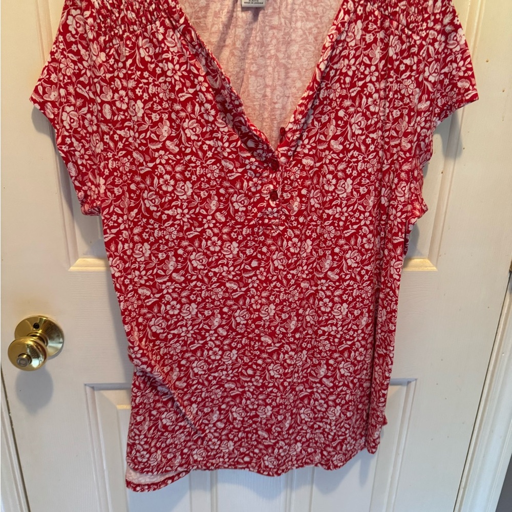Ladies rd & white summer top/blouse sz L